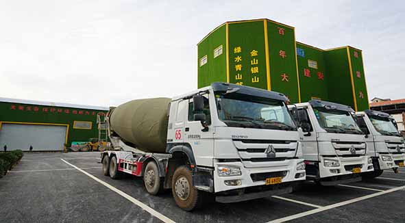 鄭州混凝土廠家恒基建安砼站車隊(duì)